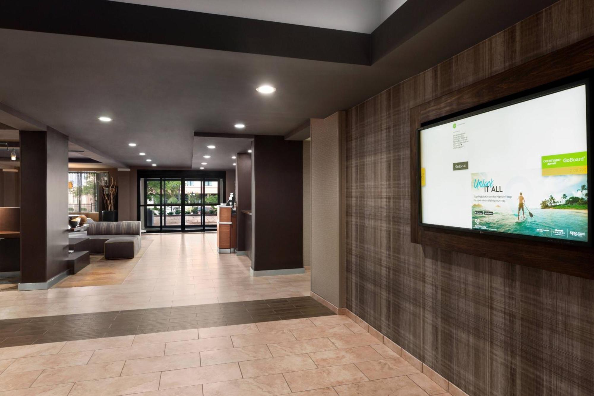 Courtyard By Marriott Tulsa Central Kültér fotó