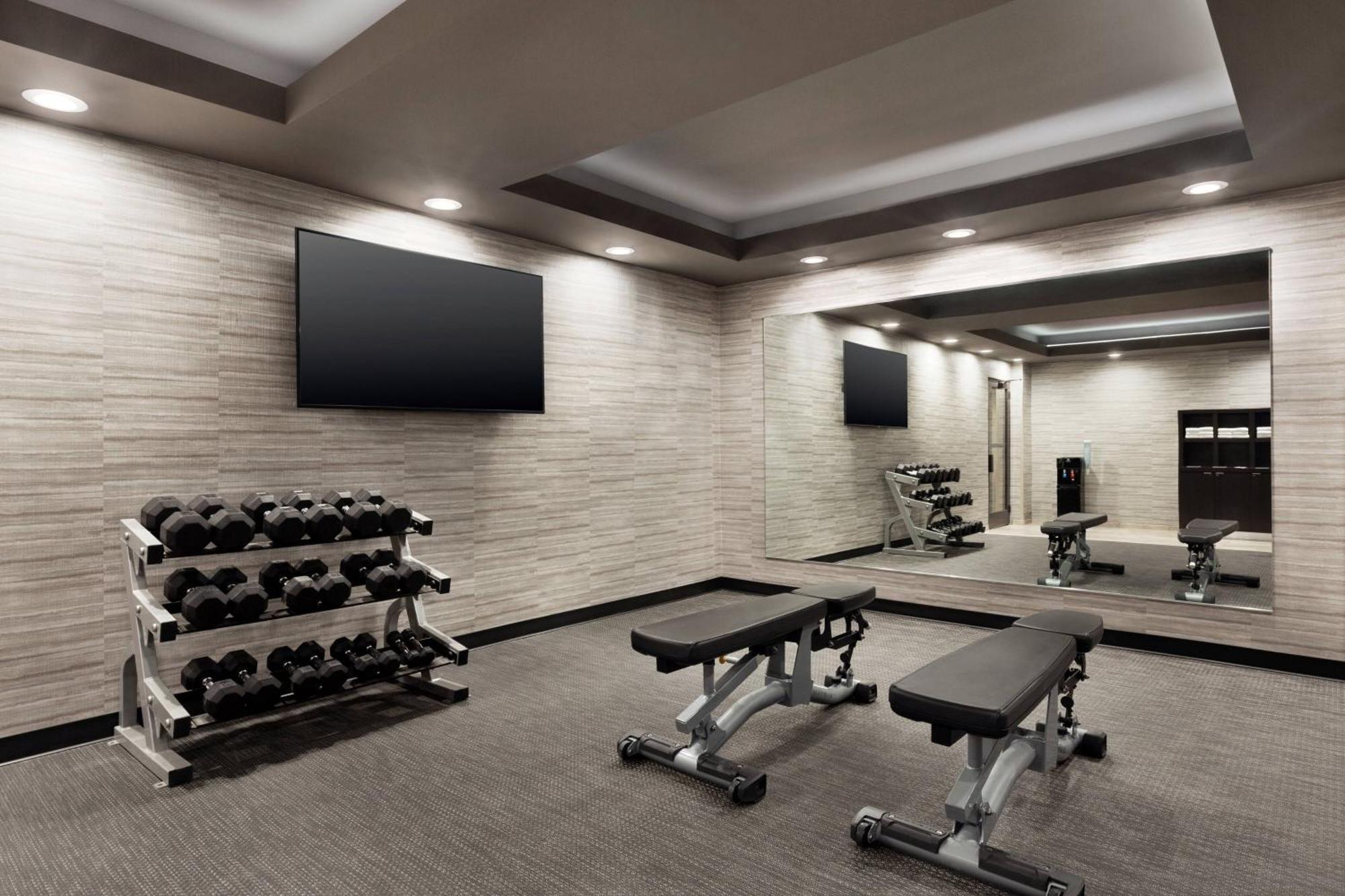 Courtyard By Marriott Tulsa Central Kültér fotó